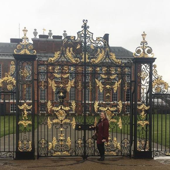 Meet your Posher, Kira - Picture 1 of 1